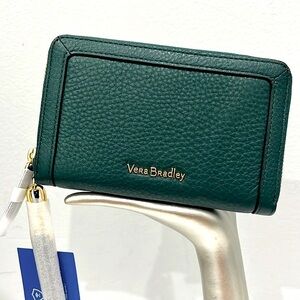 Vera Bradley RFID Grab & Go Florest Green Genuine Leather